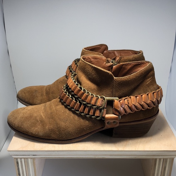 Sam Edelman Tan Moto Booties, size 7.5 - Picture 3 of 8